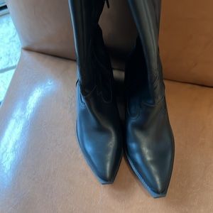 New Crown Vintage Size 7W wide calf cowboy boots